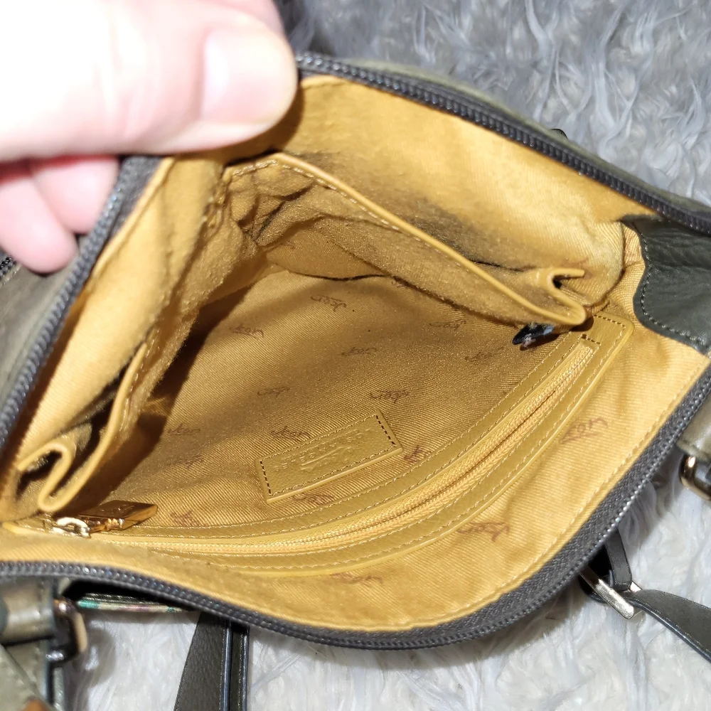 Jeon Los Angeles Clutch / Crossbody Bag - Picture 10 of 13